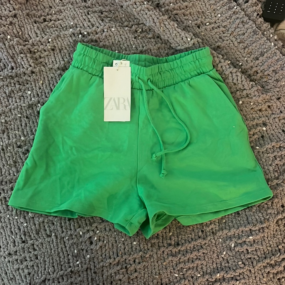 Zara green sweat shorts